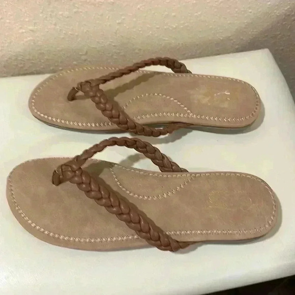 White mountain flip-flops size 9 Brown - Picture 1 of 3